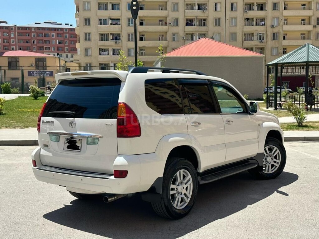 Toyota Land Cruiser Prado