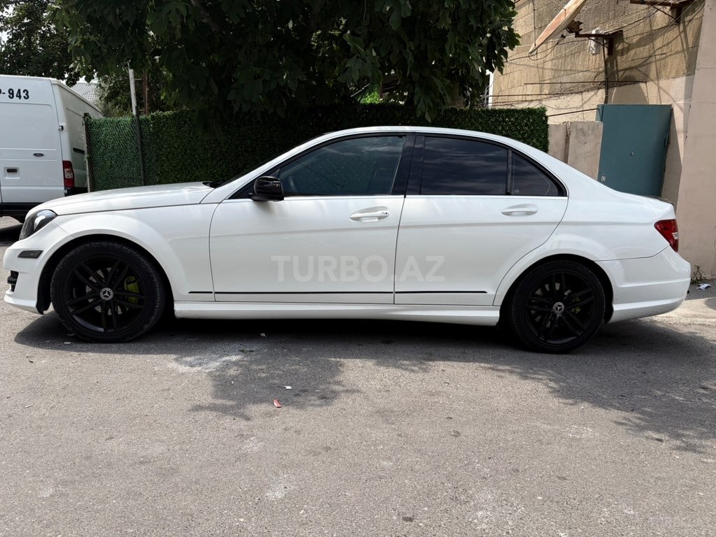 Mercedes C 250