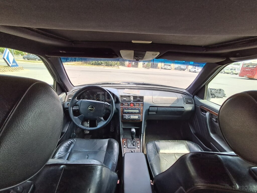 Mercedes C 230