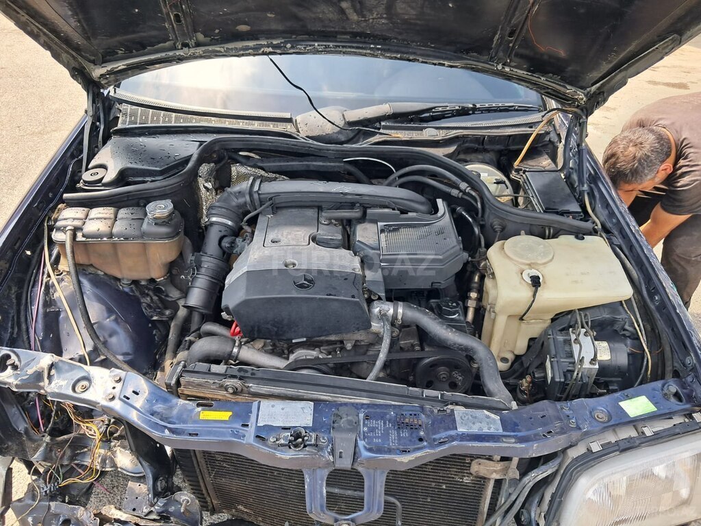 Mercedes C 230