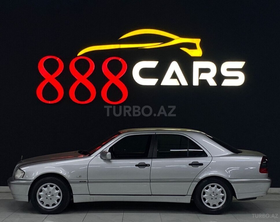Mercedes C 200