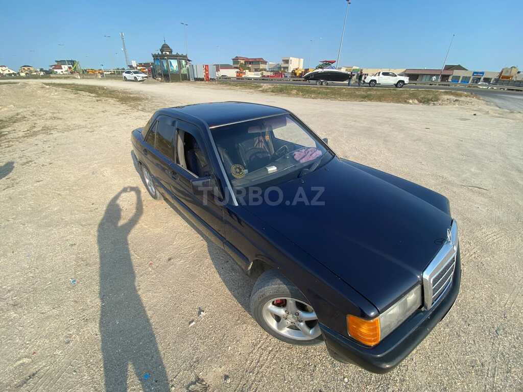 Mercedes 190