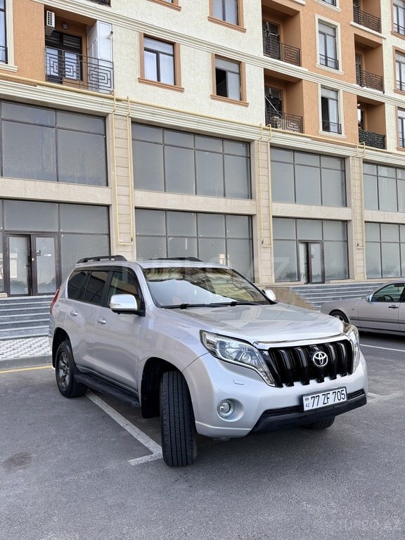 Toyota Land Cruiser Prado