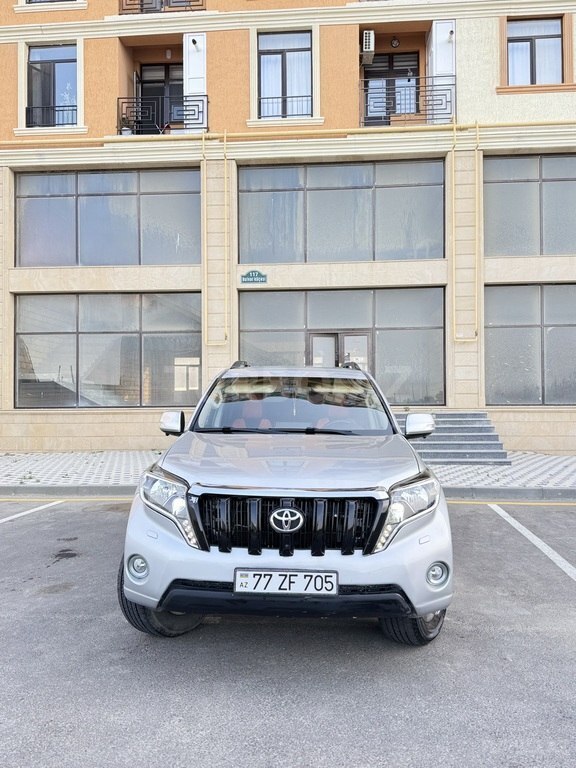 Toyota Land Cruiser Prado
