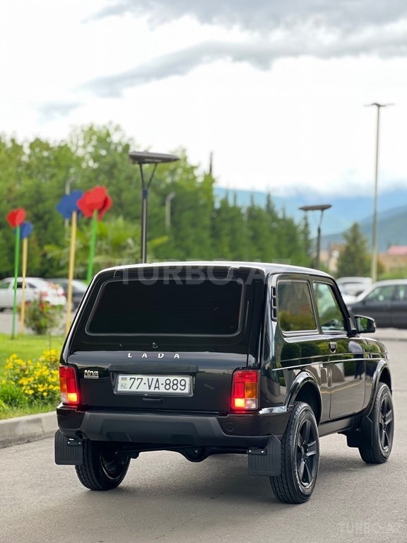 LADA (VAZ) Niva