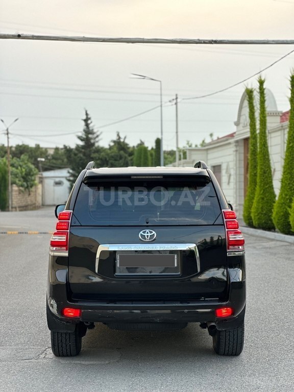 Toyota Land Cruiser Prado