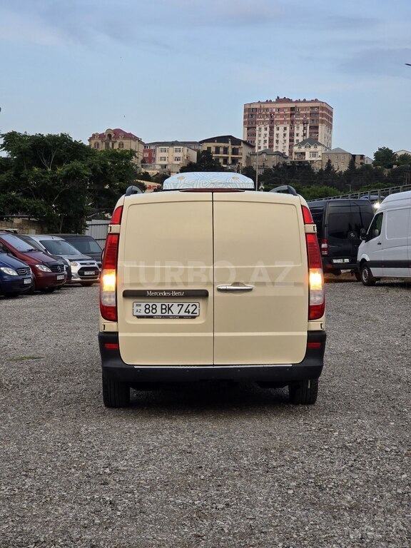 Mercedes Vito