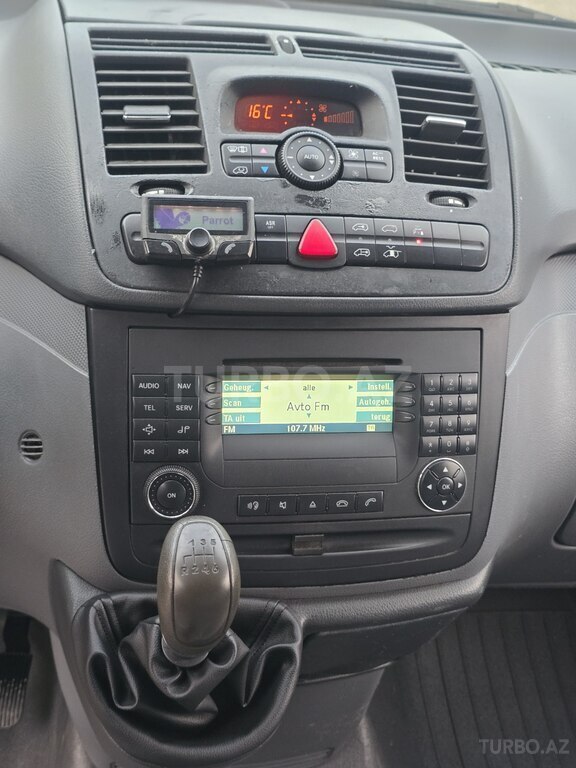 Mercedes Vito