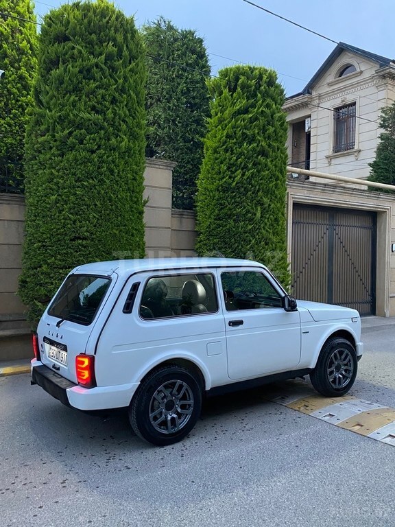 LADA (VAZ) Niva