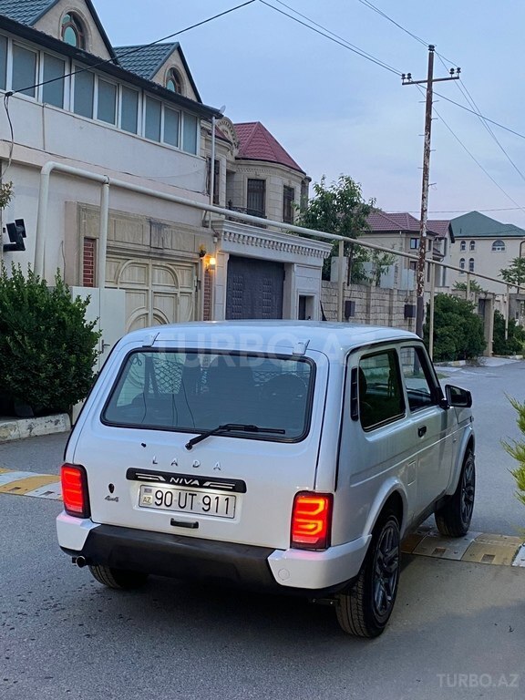 LADA (VAZ) Niva