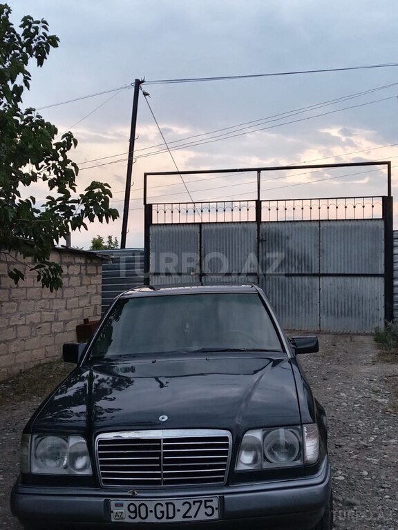 Mercedes 200 D