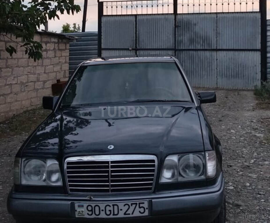 Mercedes 200 D
