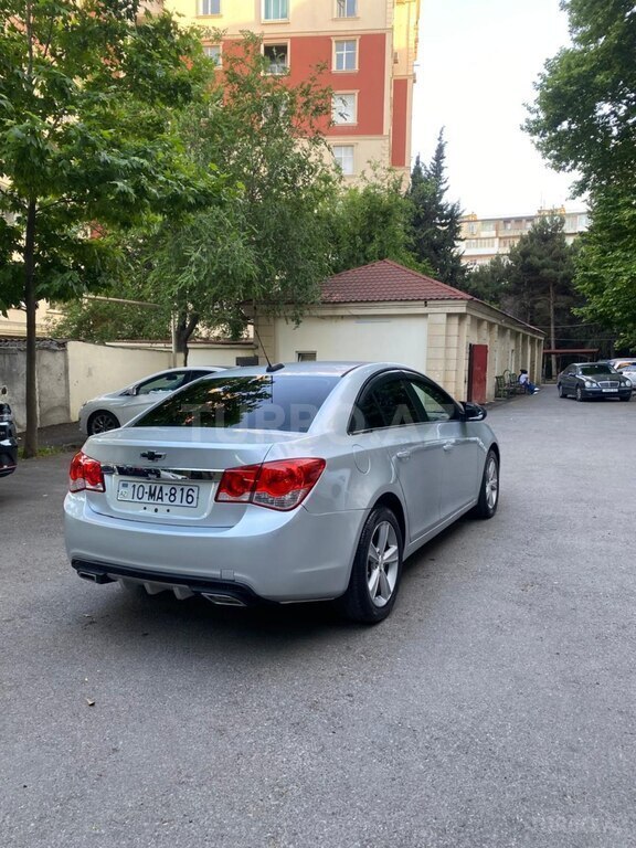 Chevrolet Cruze