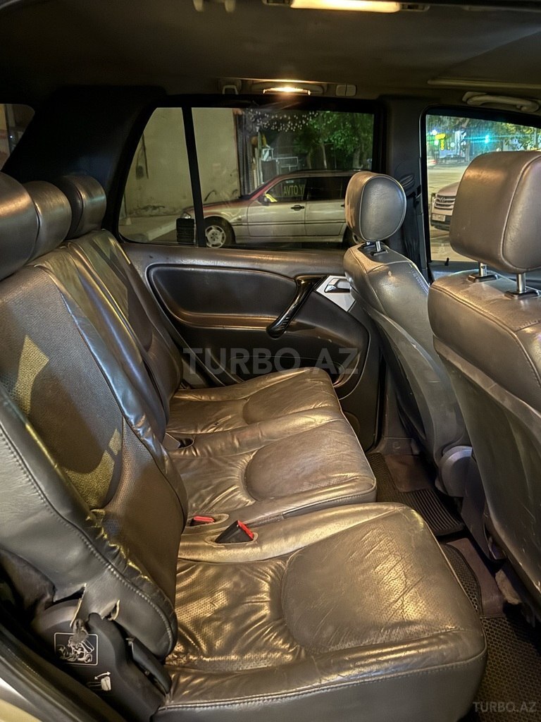 Mercedes ML 320