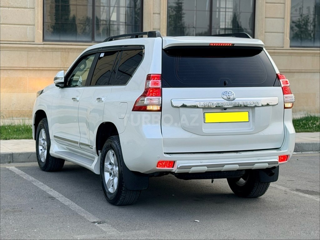 Toyota Land Cruiser Prado