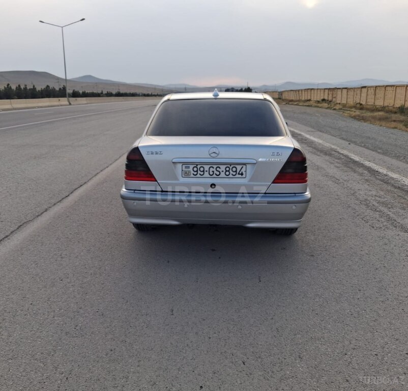 Mercedes C 220