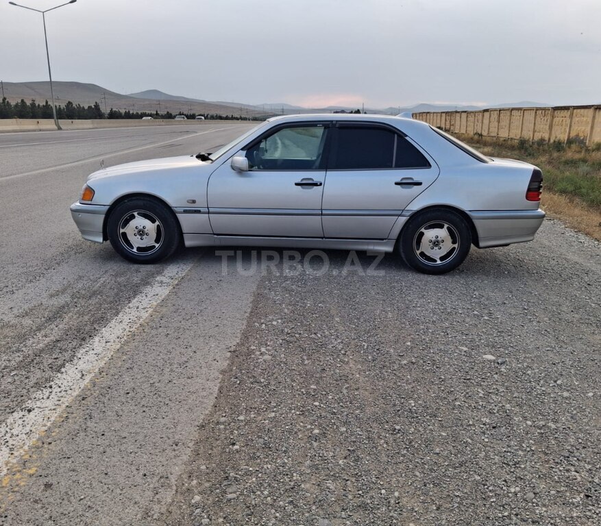 Mercedes C 220