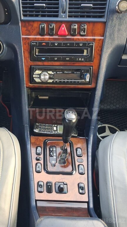 Mercedes C 220