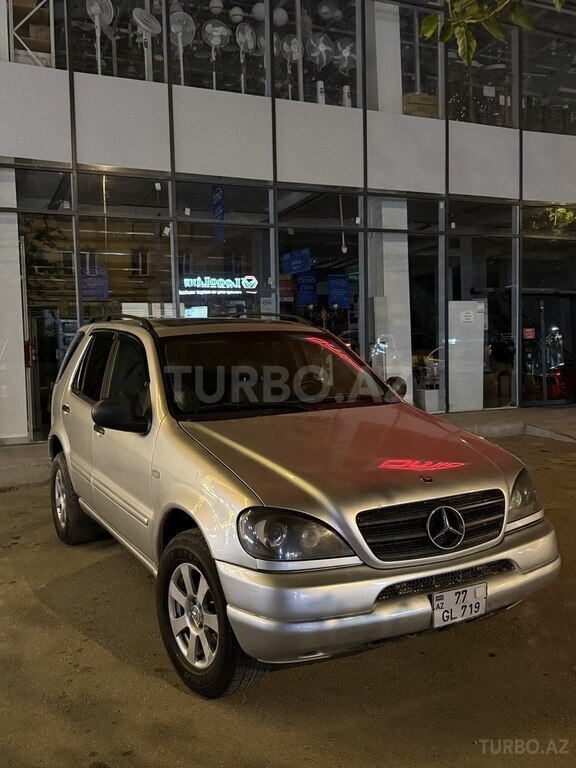 Mercedes ML 320
