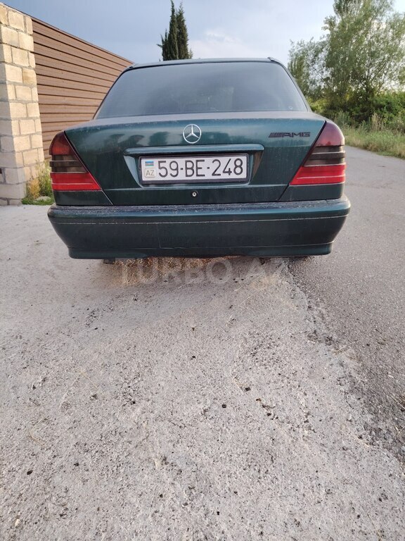 Mercedes C 180