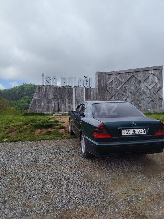Mercedes C 180