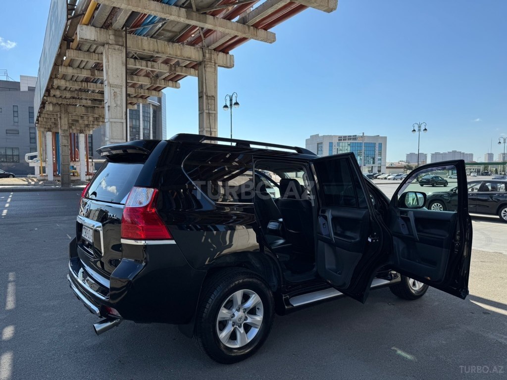 Toyota Land Cruiser Prado
