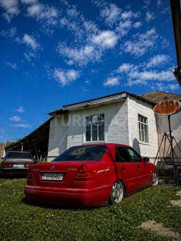 Mercedes C 180