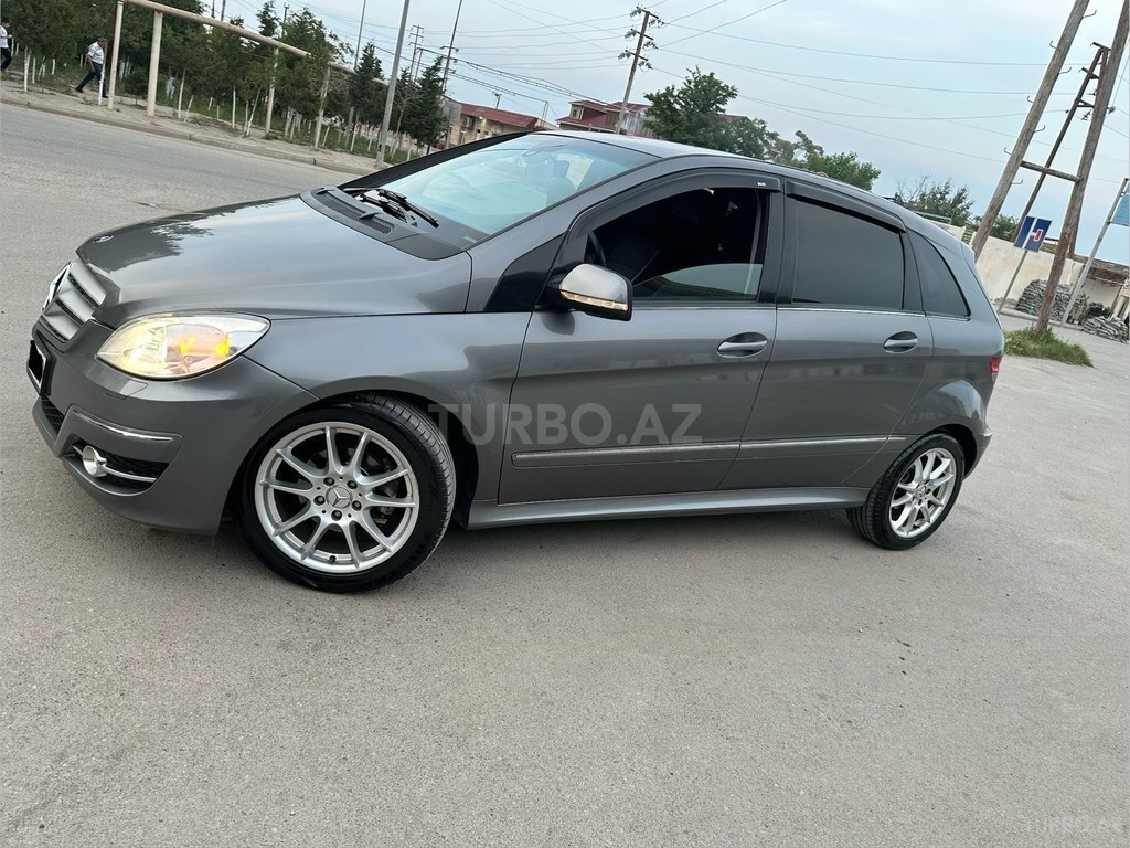 Mercedes B 170