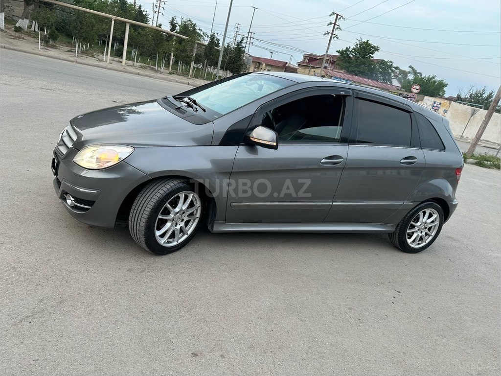 Mercedes B 170