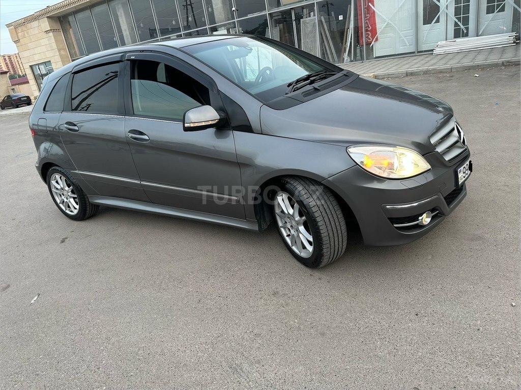 Mercedes B 170