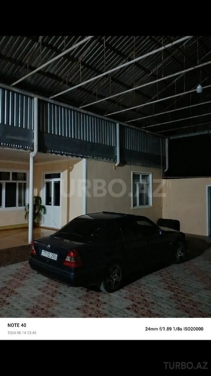 Mercedes C 180