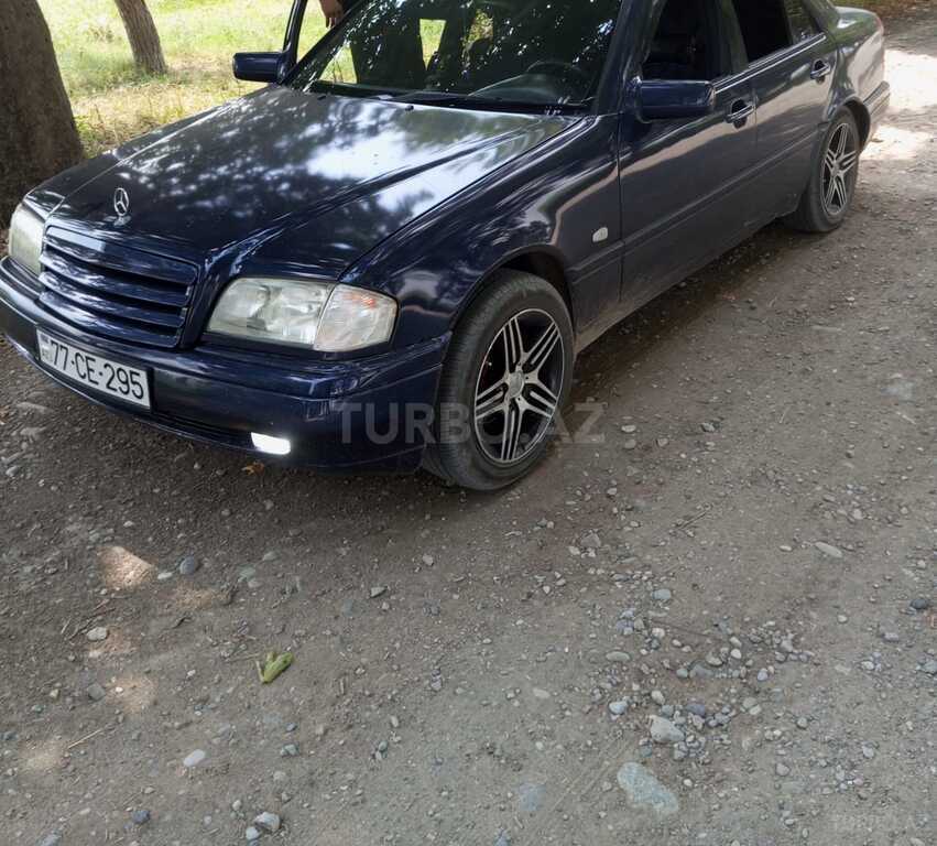 Mercedes C 180