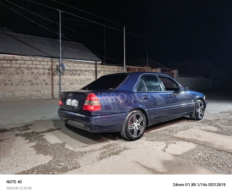 Mercedes C 180