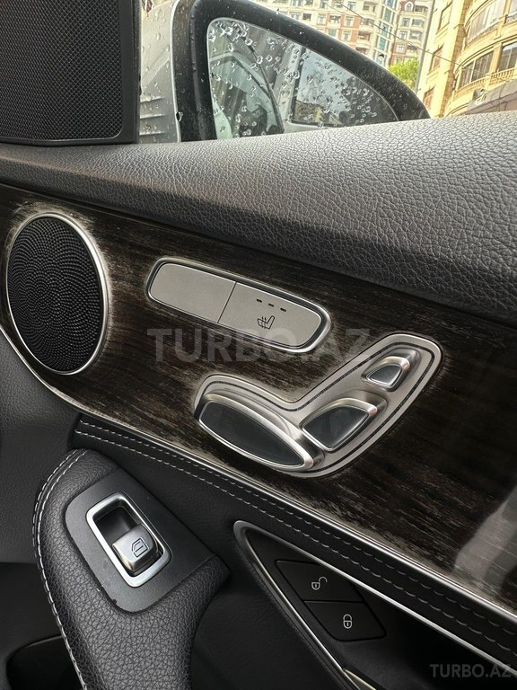 Mercedes C 300 4MATIC