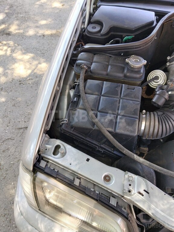 Mercedes C 200