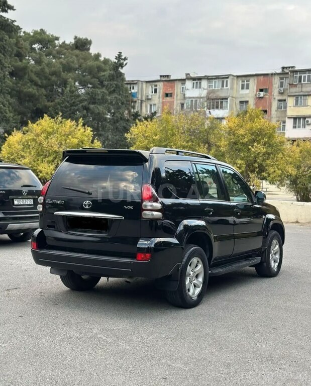 Toyota Land Cruiser Prado