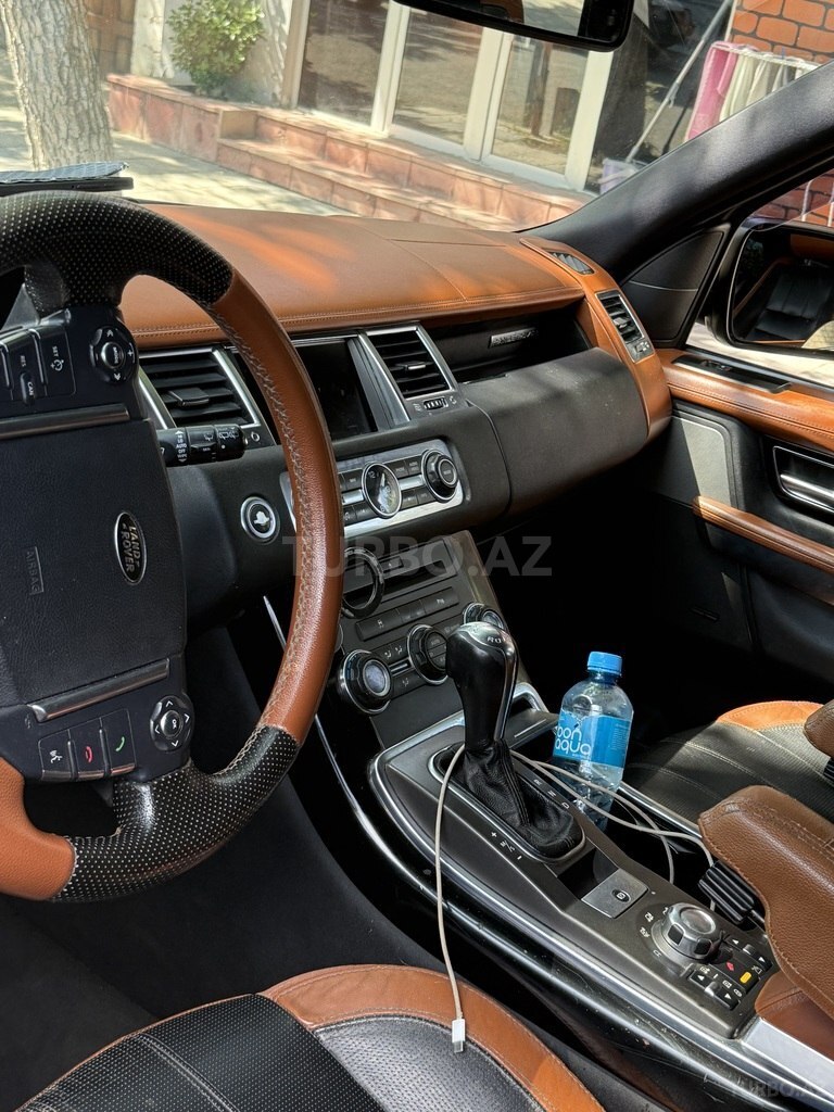 Land Rover RR Sport