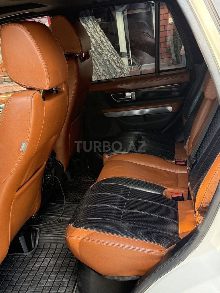 Land Rover RR Sport