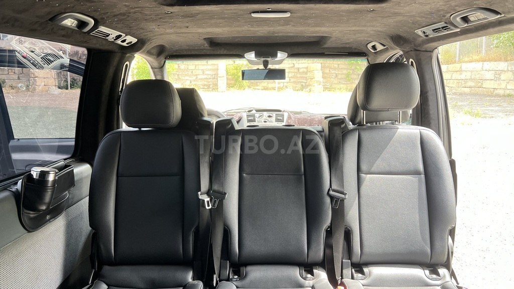 Mercedes Viano