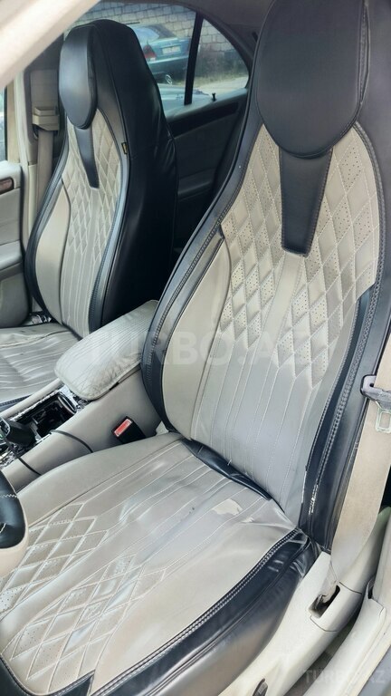 Mercedes C 240