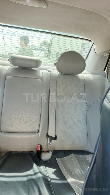 Mercedes C 240