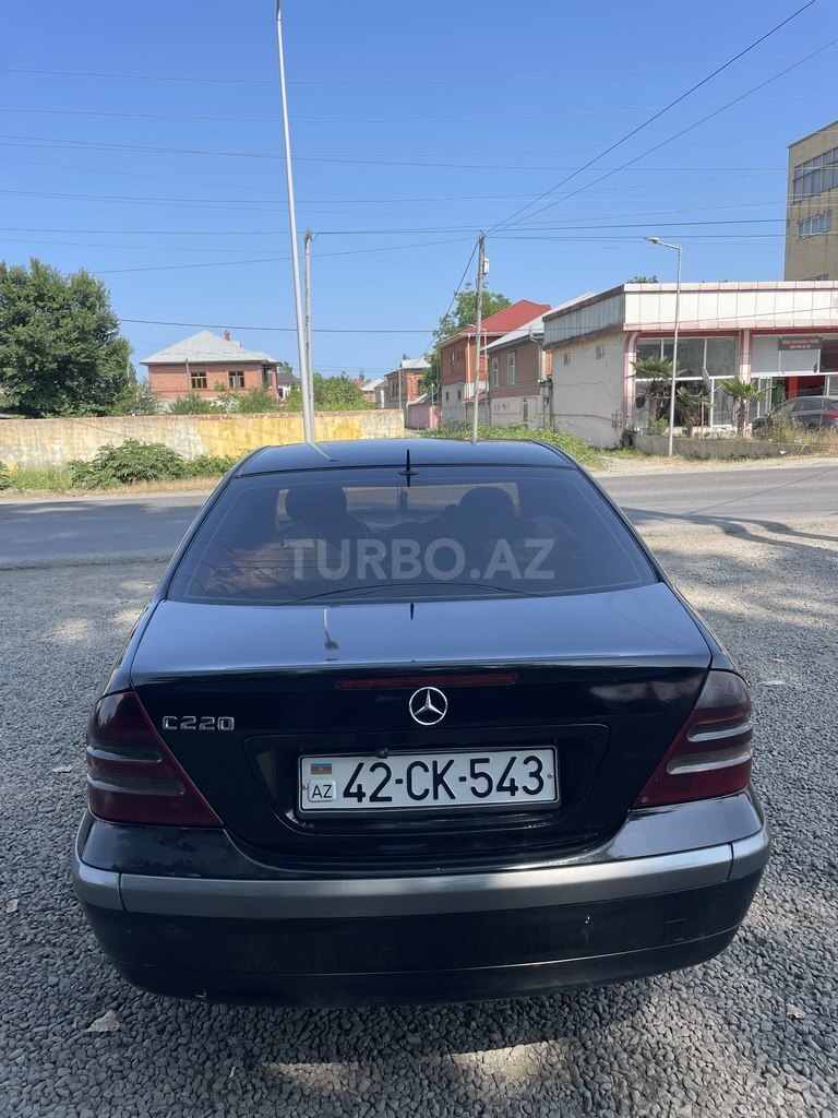 Mercedes C 200