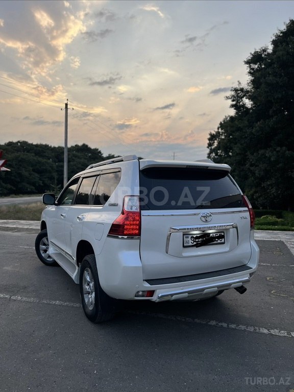 Toyota Land Cruiser Prado