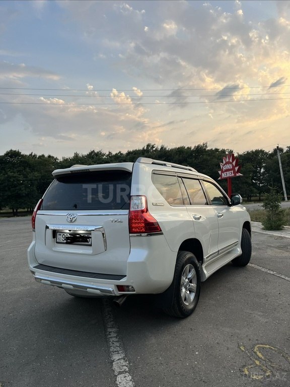 Toyota Land Cruiser Prado