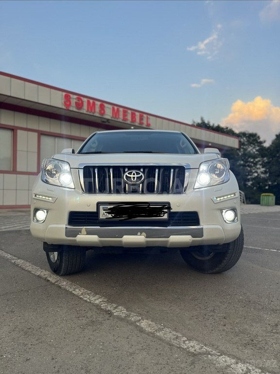 Toyota Land Cruiser Prado