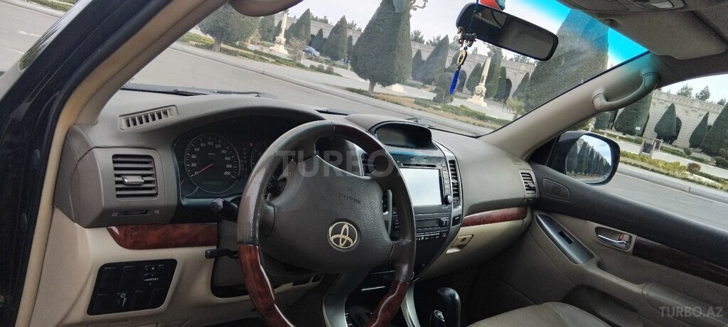 Toyota Land Cruiser Prado