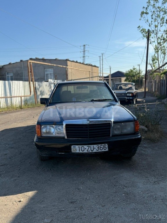Mercedes 190