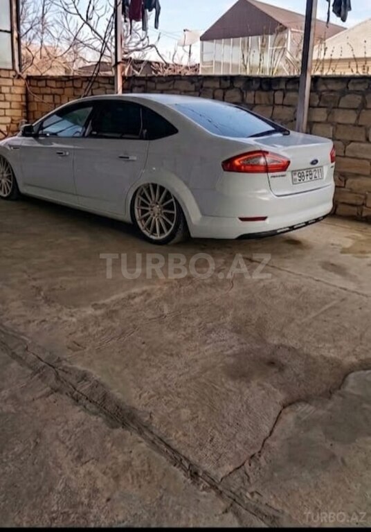 Ford Mondeo