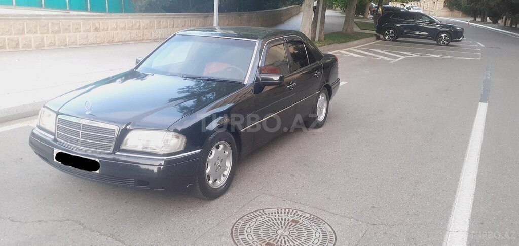 Mercedes C 220
