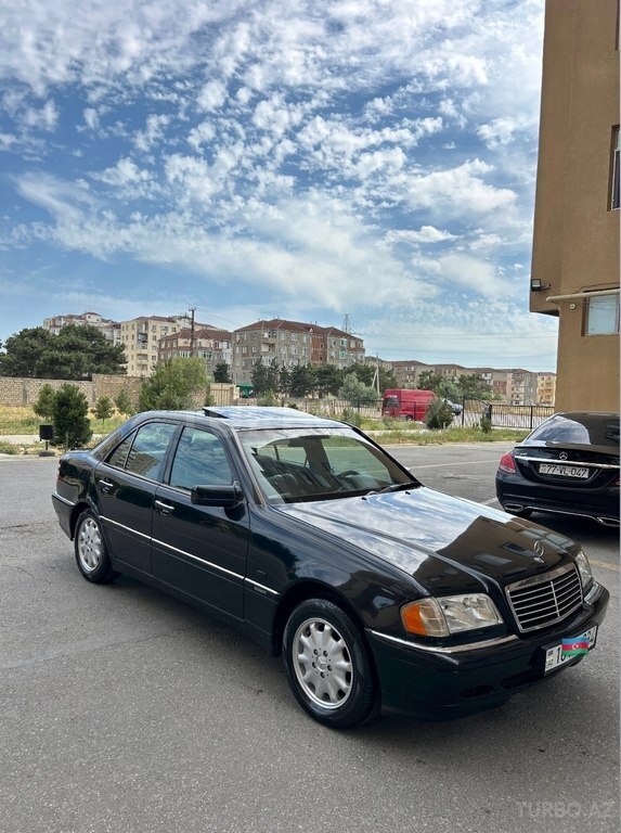Mercedes C 220